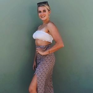 Leopard print midi skirt with slit